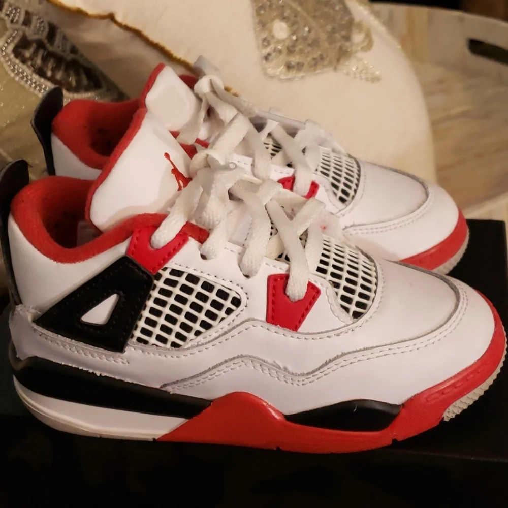 Shoes - Picture 1 of 6